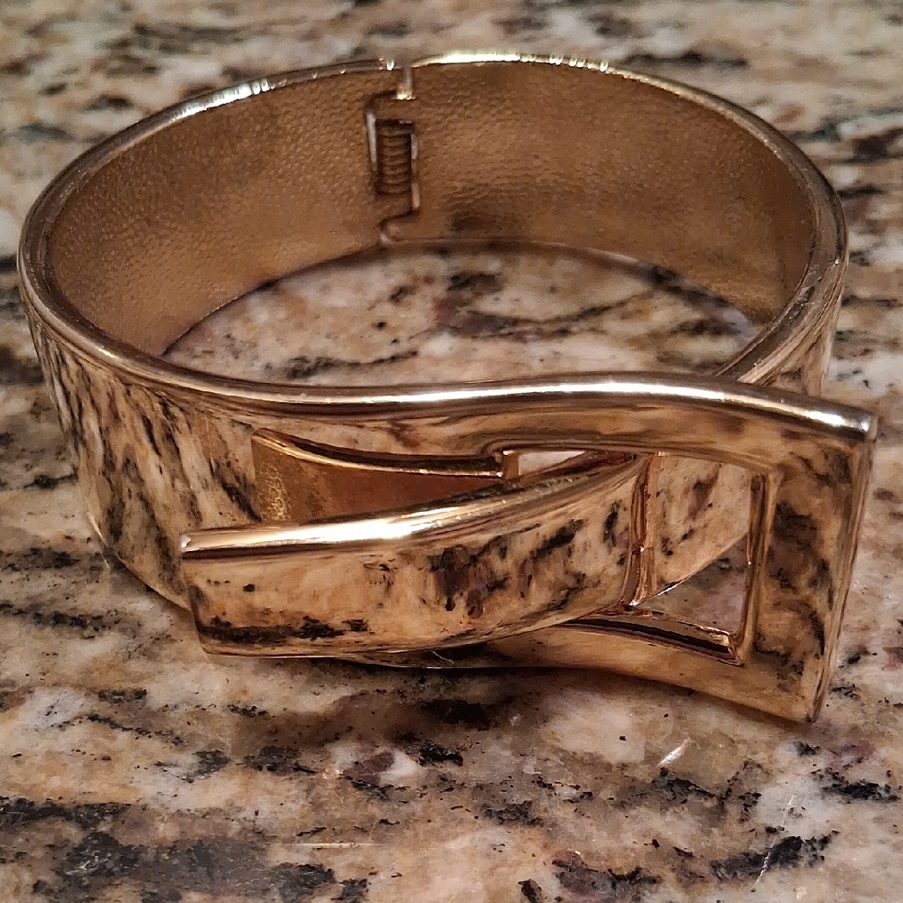 1980's POWER BRACLET
